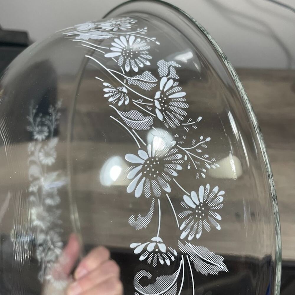 Vintage Pyrex Colonial Mist Clear Glass mixing bowl 326 4L White Daisy 11.75”